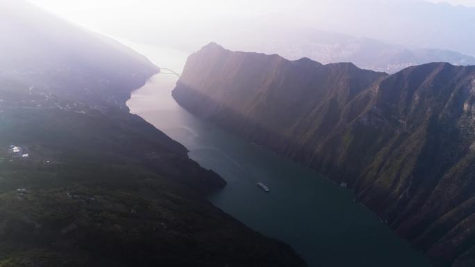 重庆巫山航拍视频 乌江风景 旅游游船