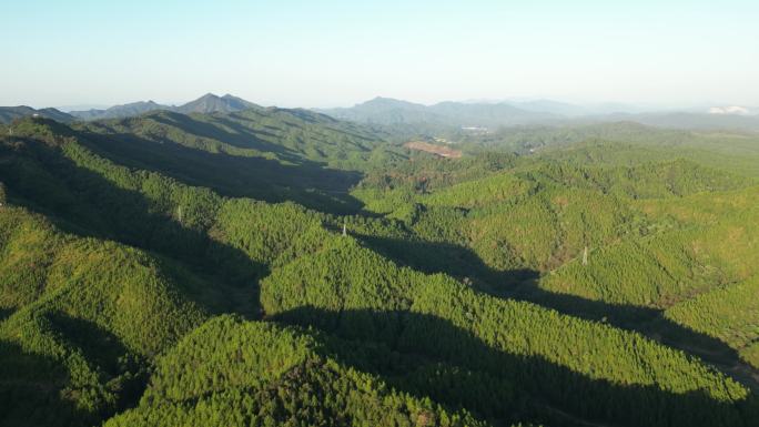 4k实拍航拍耕地山谷乡村农村大自然阳光