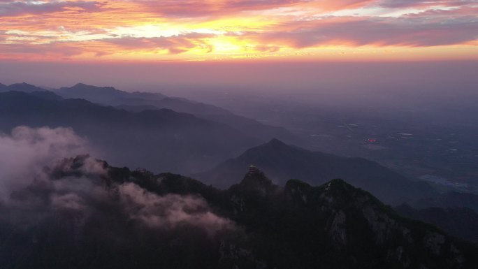 航拍陕西西安秦岭南五台景区日出云海仙境