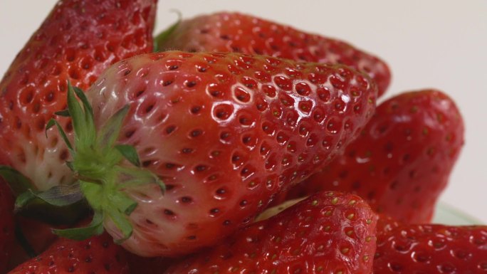 草莓镜头 实拍草莓
