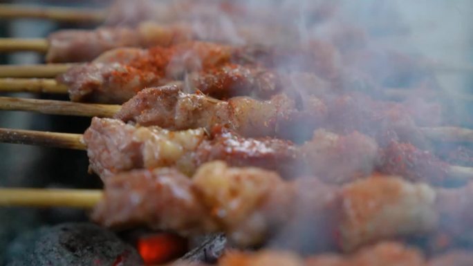 烧烤 烤肉 羊肉串 牛肉串 烤肉串 篝火