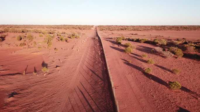 丁戈围栏围栏航拍荒漠沙漠大自然生态