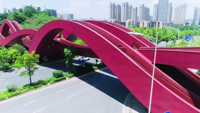 长沙梅溪湖中国结步行桥9