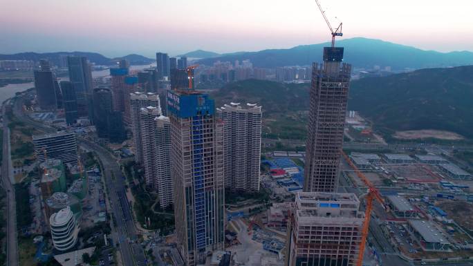 地产建设高空塔吊楼市未来