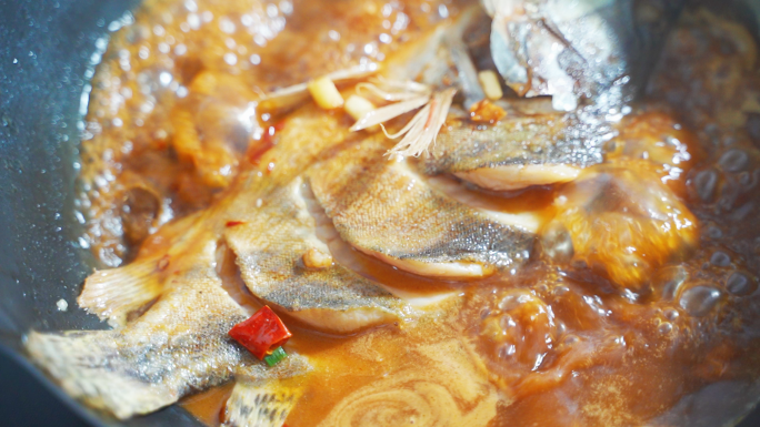【4K】徽州徽菜臭鳜鱼烹饪红烧制作