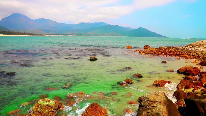深圳 西涌 最美海滩 看海 海浪 礁石