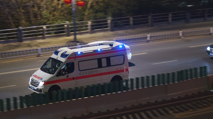 【4K 50FPS】南京夜间救护车