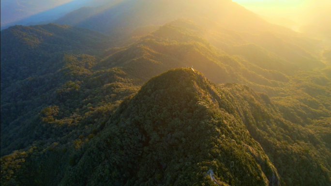 热带雨林国家森林公园山脉山峰群山大山