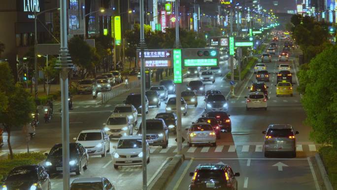 台湾夜间交通景观车流公路道路汽车