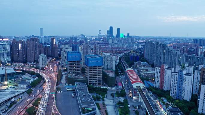 4K 夜景上海徐汇内环漕溪北路立交航拍