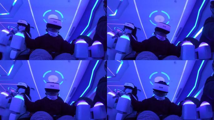 戴上VR头盔体验虚拟现实技术带来的感受