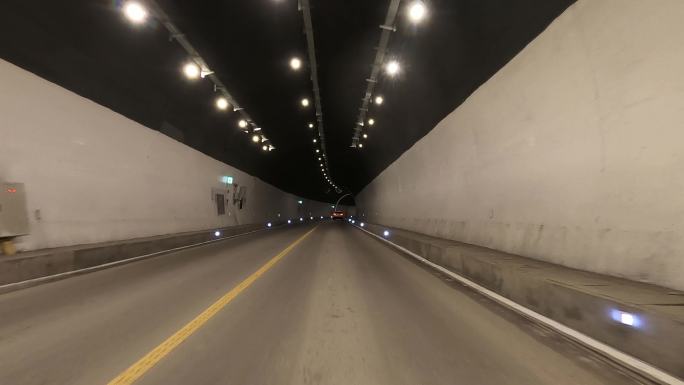 隧道开车行驶第一视角开车绵茂线行驶限速E