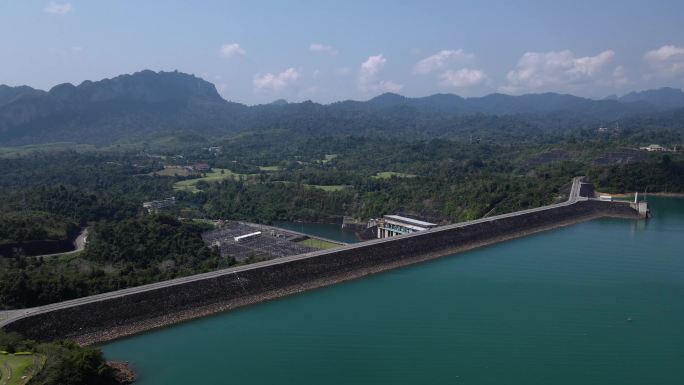 泰国碧水水电站大坝