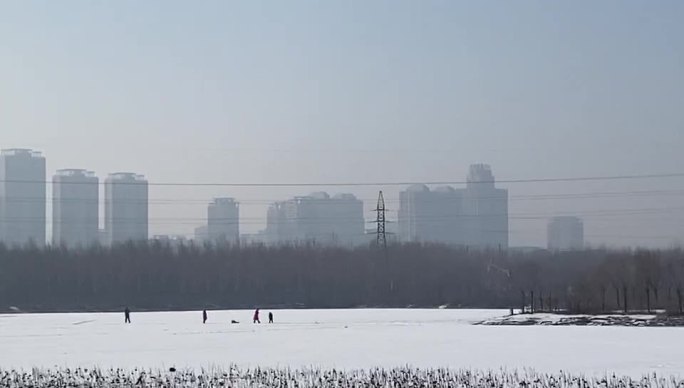 温馨冬天雪地