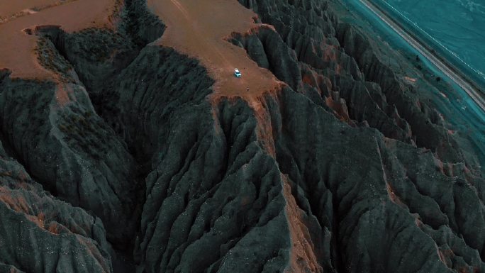 独山子大峡谷鳄鱼嘴