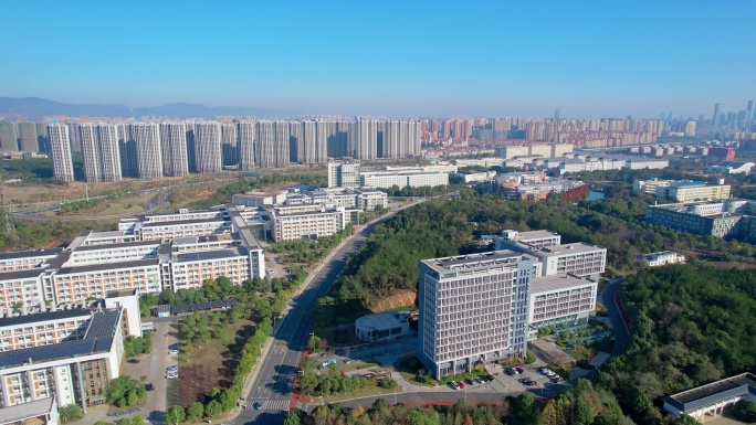 南昌大学