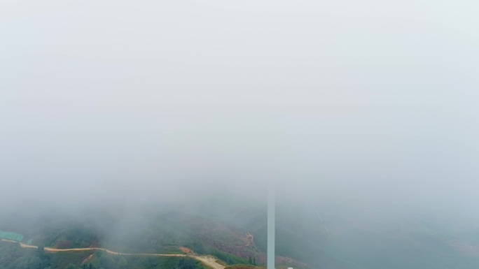 国家电网山顶大风车风力发电场