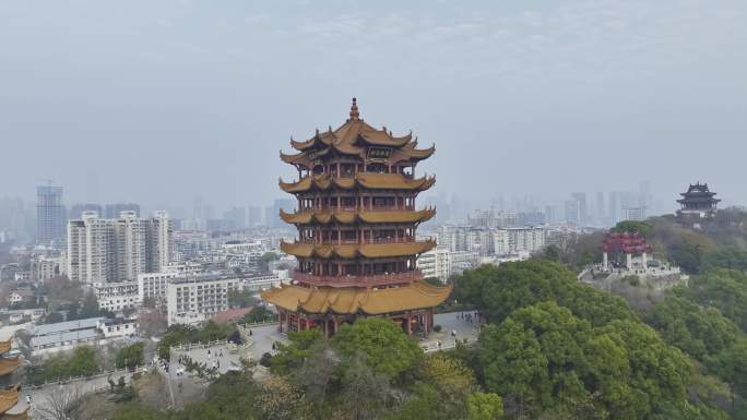 4K雾霾天气下的武汉地标黄鹤楼长江大桥等