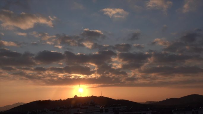 日落天空美景实拍天空夕阳云景云霞满天飞