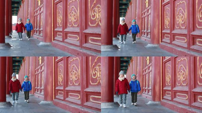 儿童游客参观故宫小孩