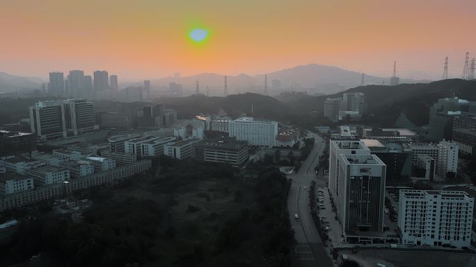 深圳旅游视频深圳大浪时尚小镇的金色夕阳