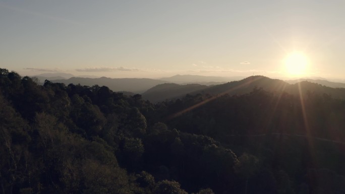 4k升格航拍云南班章茶山云海日出