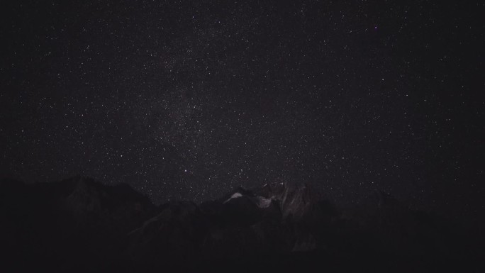 双子座玉龙雪山流星雨