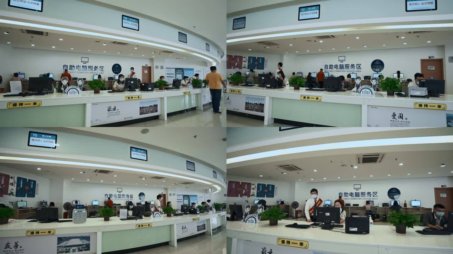 深圳市龙华区行政服务中心自助电脑服务区