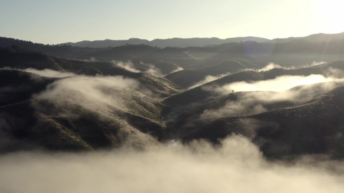 4k升格航拍云南班章茶山云海日出