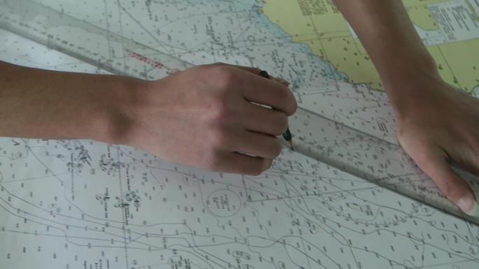 绘制航海图  航海技术专业 航海技术学习