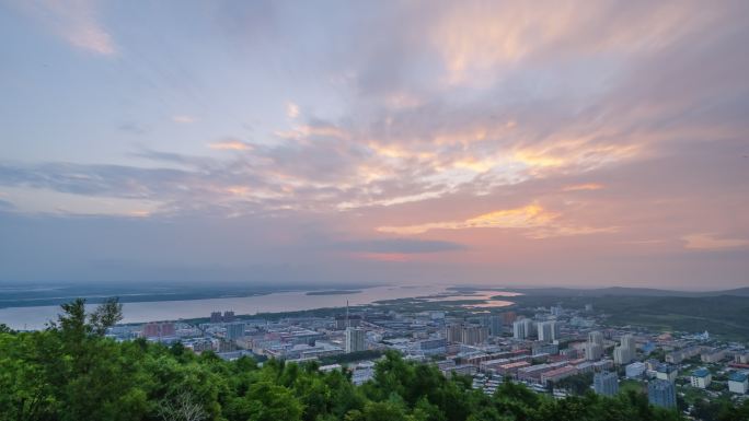 黑龙江抚远市东极阁日出