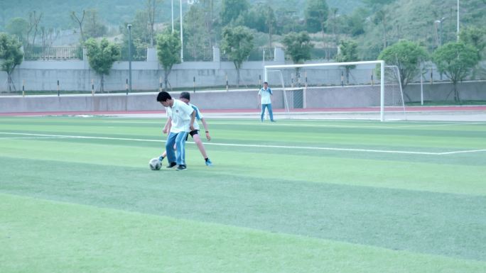 【4K】高中生踢足球中学足球