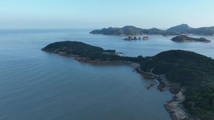 福州连江县粗芦岛海滨沙滩自然风光航拍