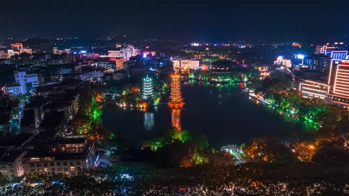 桂林日月双塔夜景航拍延时
