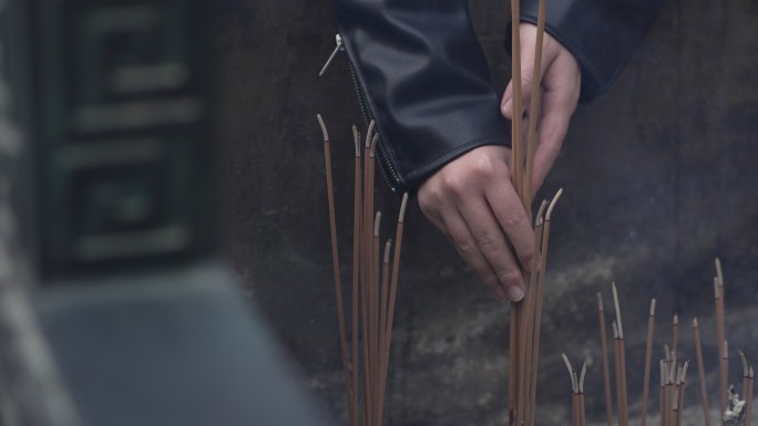 寺庙烧香拜佛游客青龙寺5