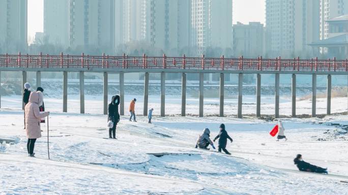 冰河冰面冬季东北儿童滑冰玩耍合集