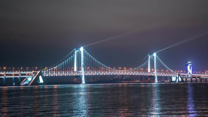 大桥延时夜景
