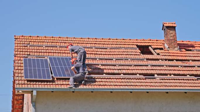 太阳能电池板安装工