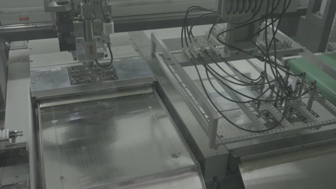 机械 加工 工厂生产 线路板 精密制造