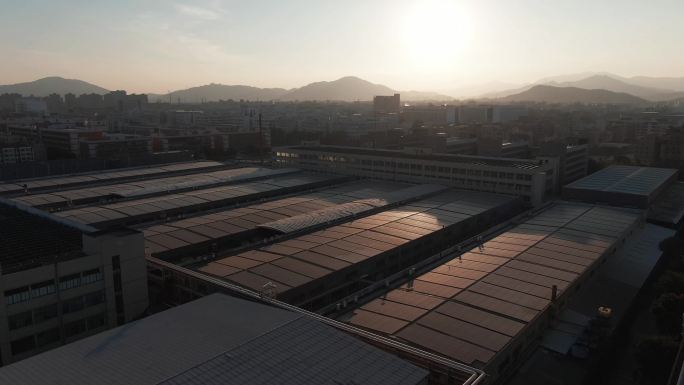 工厂屋顶利用太阳能发电