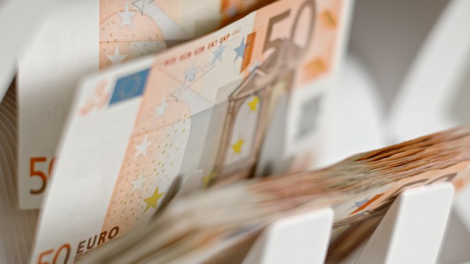 SLO MO LD清点50欧元纸币的点钞机