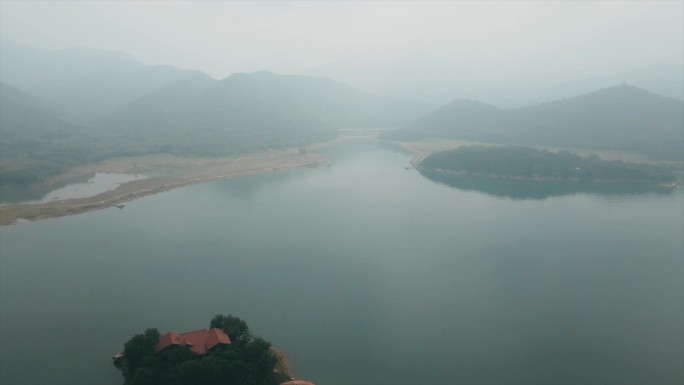 雨后的金海湖