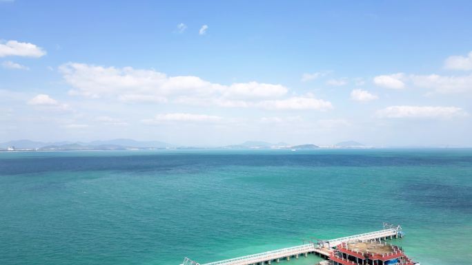 海南三亚蜈支洲岛码头航拍风景