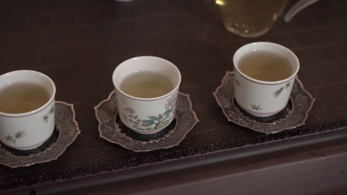 茶馆小歇