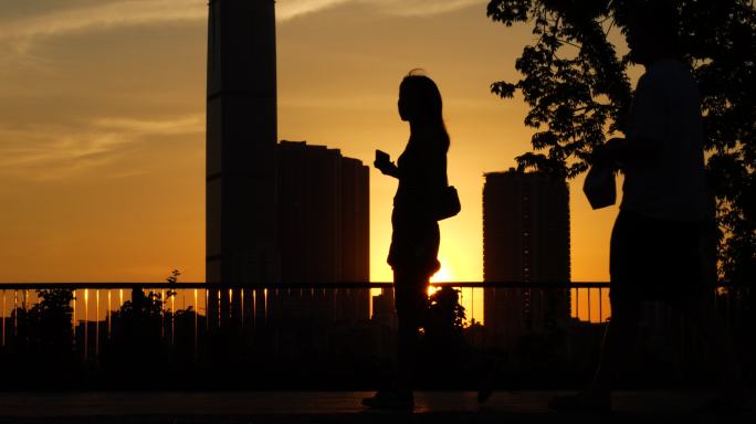 夕阳 人物 剪影