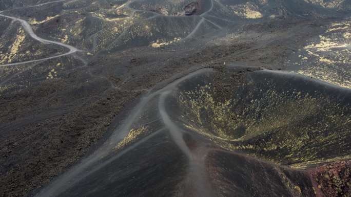 意大利西西里岛活火山埃特纳火山鸟瞰图