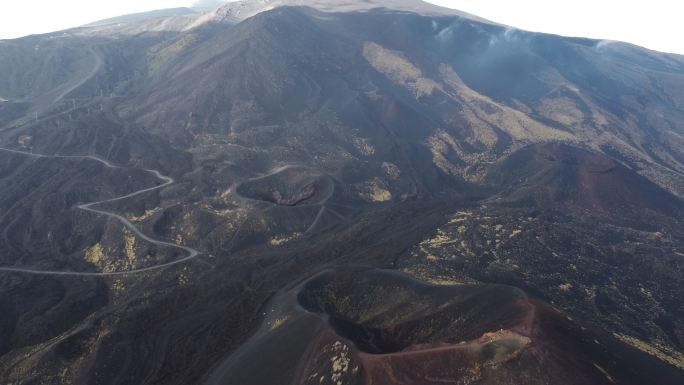 意大利西西里岛活火山埃特纳火山鸟瞰图