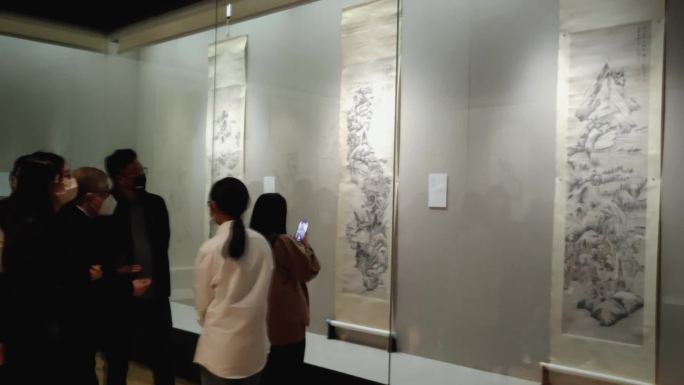 参观龙美术馆中国画古代绘画作品展览
