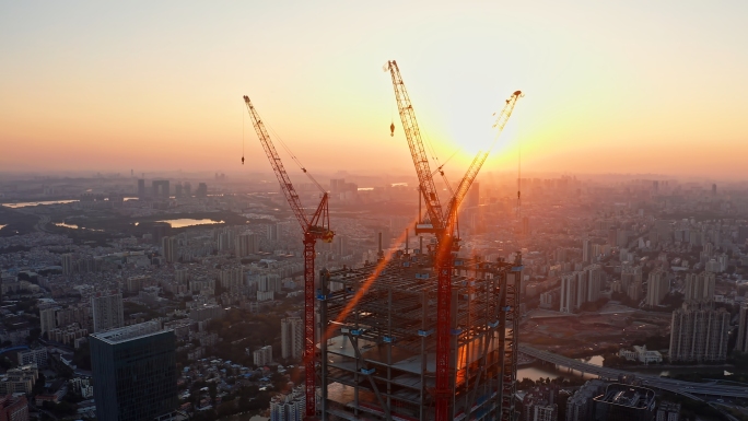 琶洲商业楼夕阳城建塔吊