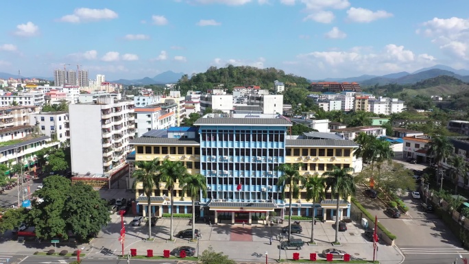 海南琼中黎族苗族自治县人民政府